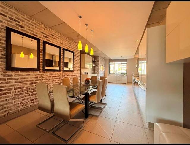 2 BEDROOM PROPERTY TO RENT IN MELROSE ARCH